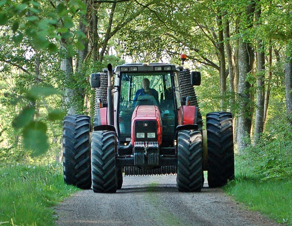 traktor_bred_lagagard